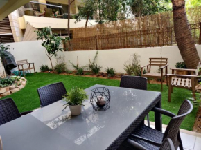 Garden House By IsrApart